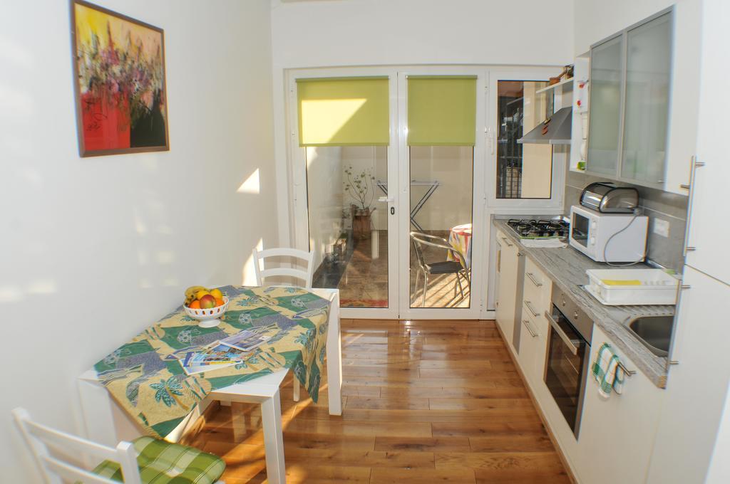 Apartments Finida Poreč Rum bild
